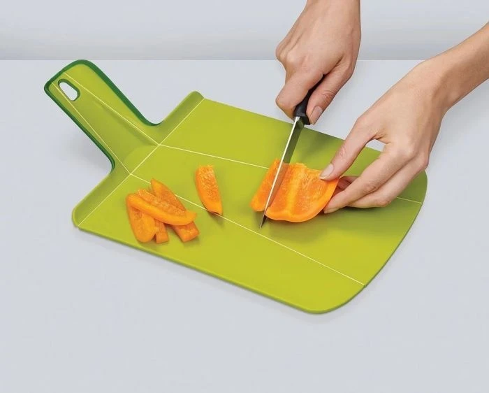 Joseph Joseph Chop2Pot Plus Small - Green 4 Joseph Joseph Chop2Pot Plus Small - Green - Image 2