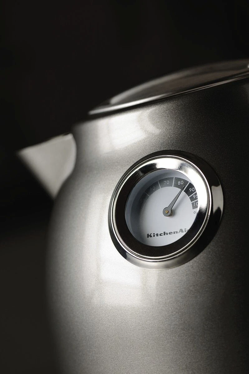 KitchenAid 5KEK1522BMS Artisan 1.5L Kettle - Medallion Silver 4 KitchenAid 5KEK1522BMS Artisan 1.5L Kettle - Medallion Silver - Image 2