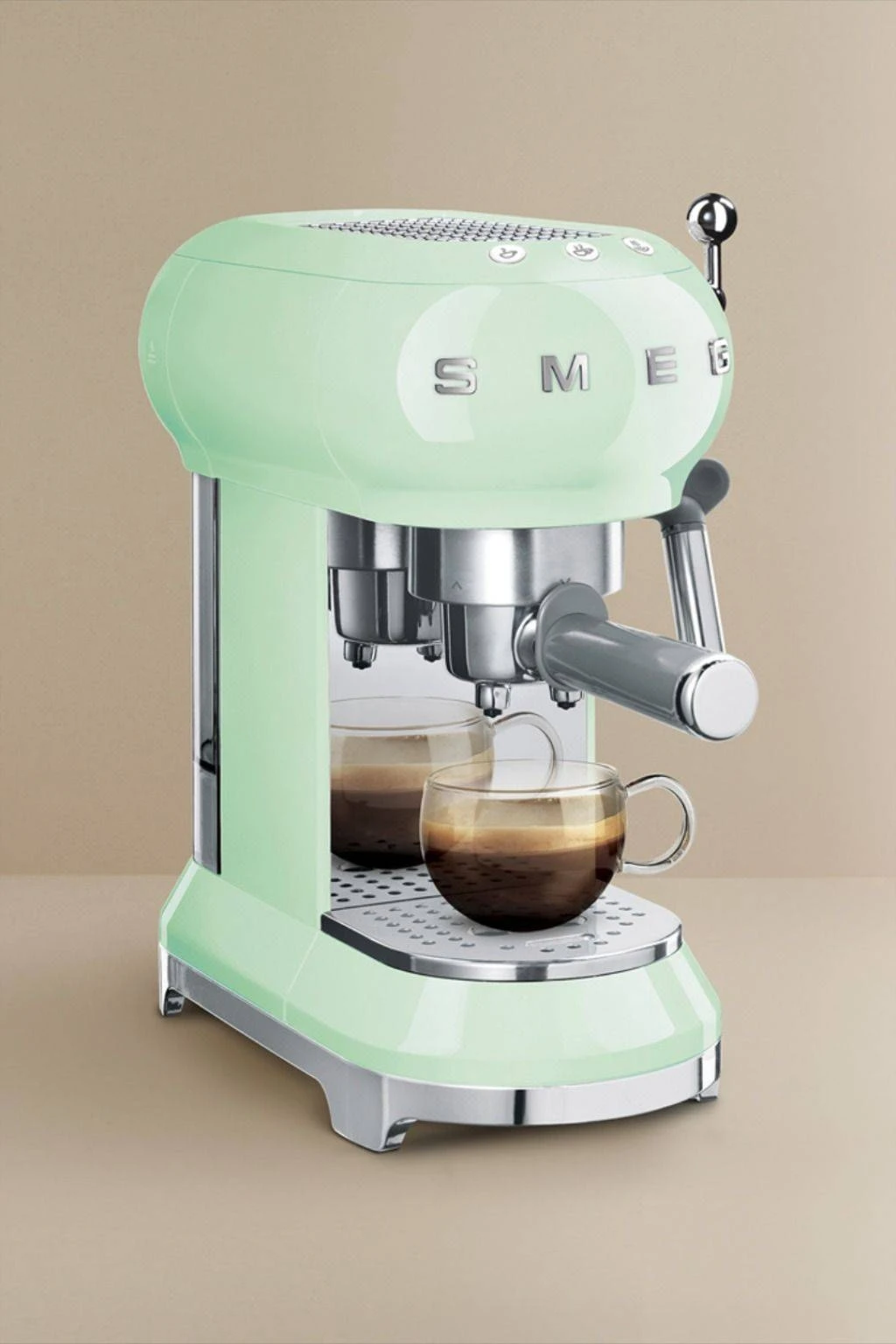 Smeg ECF01PGUK Espresso Coffee Machine - Pastel Green 4 Smeg ECF01PGUK Espresso Coffee Machine - Pastel Green - Image 2