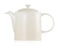 Le Creuset Grand Teapot - Meringue 8 Le Creuset Grand Teapot - Meringue -Homeware Shop 45401 4824