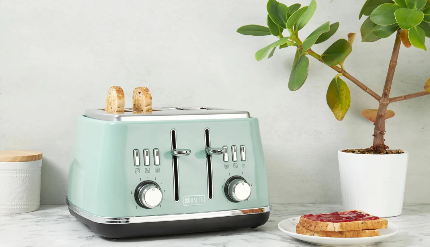Haden 206008 Cotswold 4 Slice Toaster - Sage 4 Haden 206008 Cotswold 4 Slice Toaster - Sage - Image 2