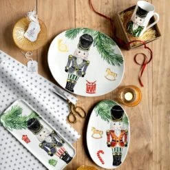 Nutcrackers Latte Mug W/ Soldier -Homeware Shop NTC 97010 GB LSALT 1 1800x1800